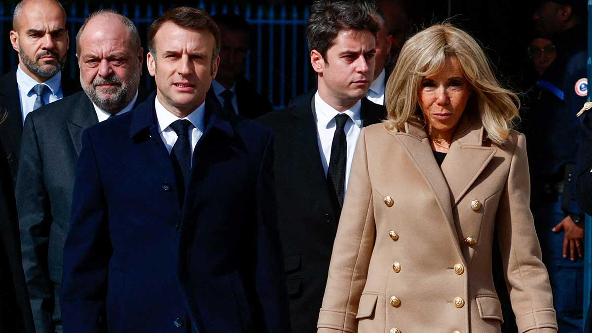 Emmanuel Macron denuncia las noticias falsas contra su esposa; ¿de qué la acusan?