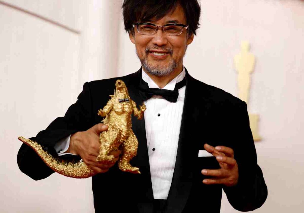 Godzilla causa destrozos en la alfombra roja de los Premios Oscar 2024