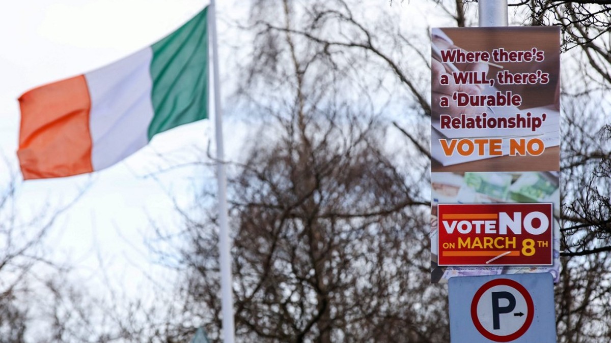 Irlanda rechaza en referéndum modernizar el rol de la mujer en la Constitución
