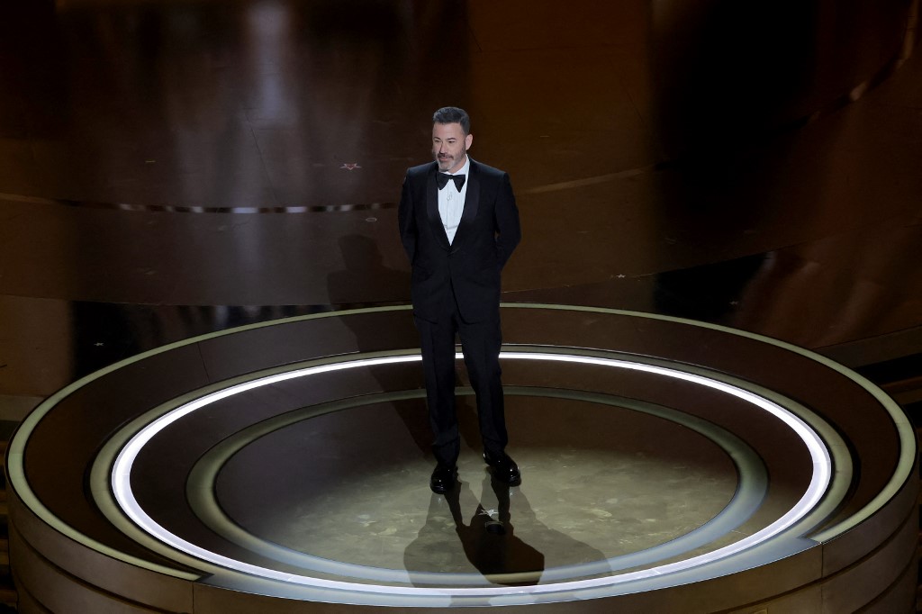 Jimmy Kimmel presenta los Premios Oscar 2024