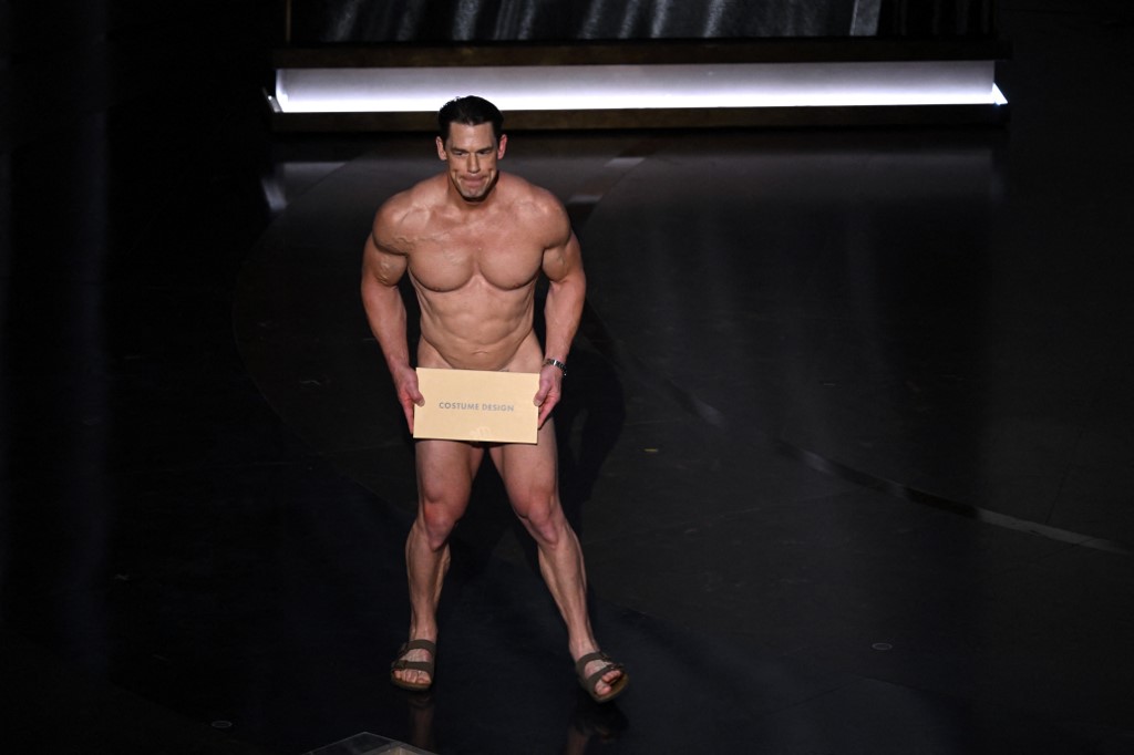 John Cena sin ropa en los Oscar 2024