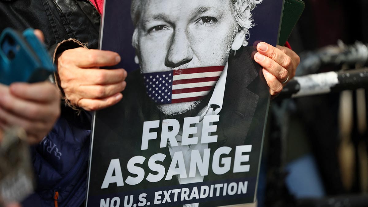 La evita por ahora: Corte retrasa extradición de Julian Assange, fundador de WikiLeaks, a EU