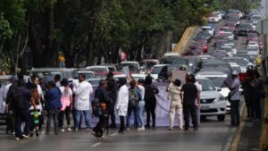 Sindicato de la SSC y extrabajadores de Ruta 100 encabezan protestas en CDMX este 20 de agosto