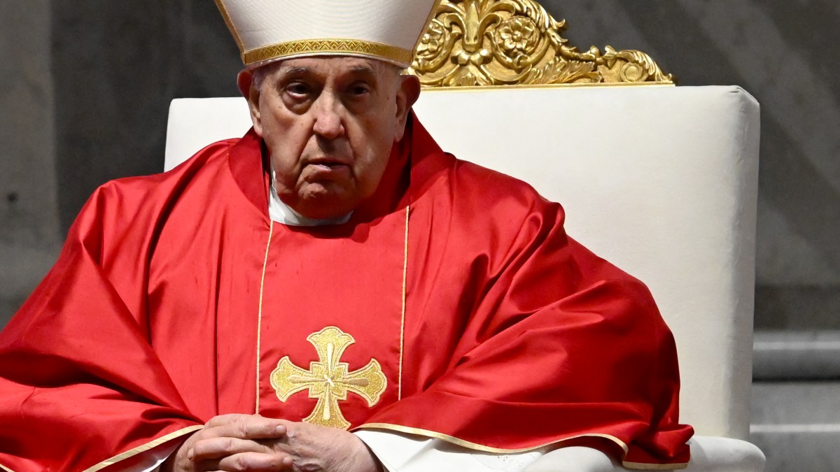 Tras cancelar su participación en el viacrucis, Papa Francisco presidirá la vigilia pascual