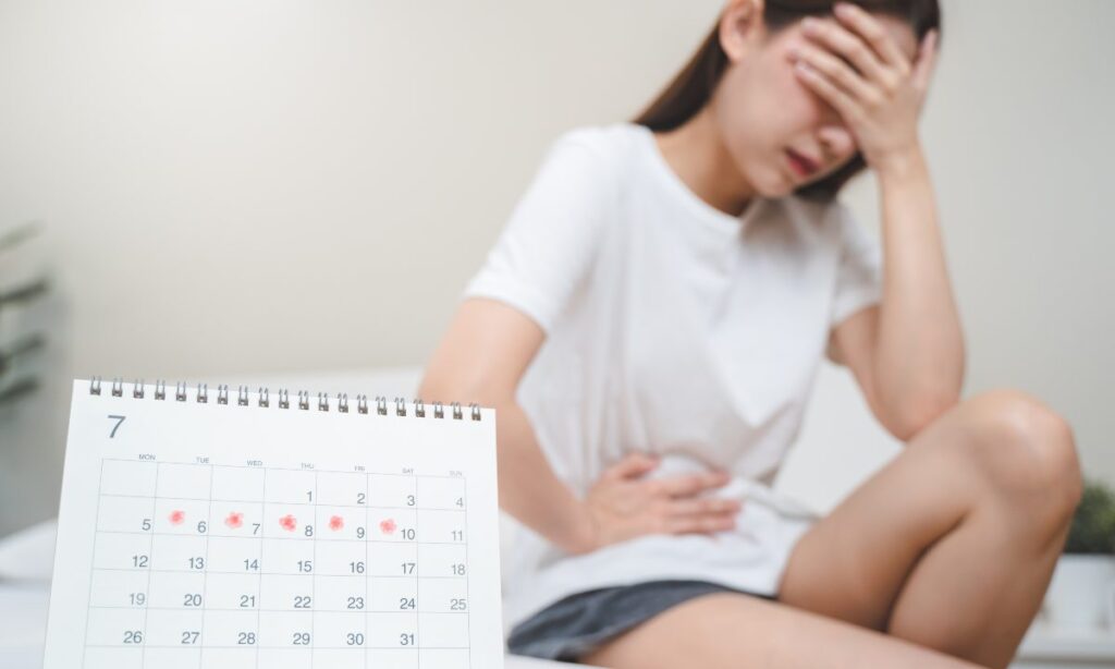 ¿Las mujeres tienen más períodos menstruales que las generaciones anteriores?
