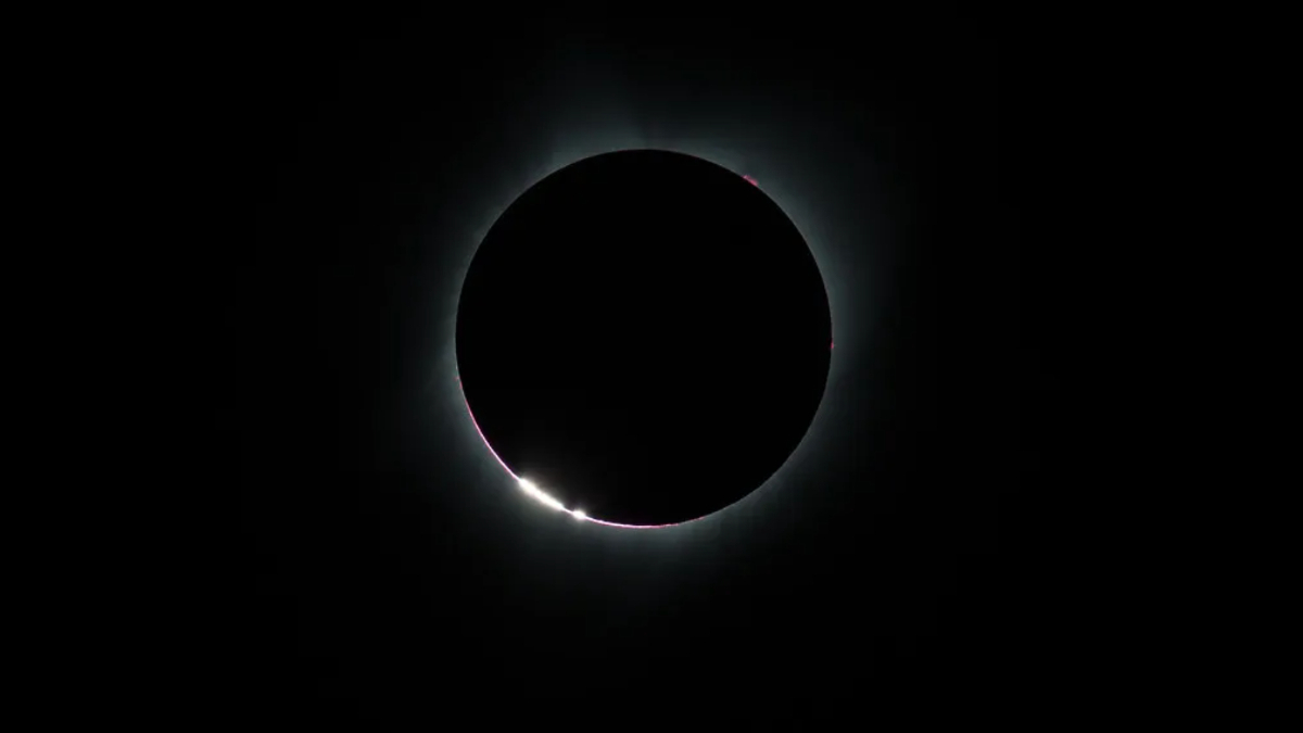 Perlas de Baily: ¿qué es este misterioso fenómeno que sucederá durante el eclipse solar?