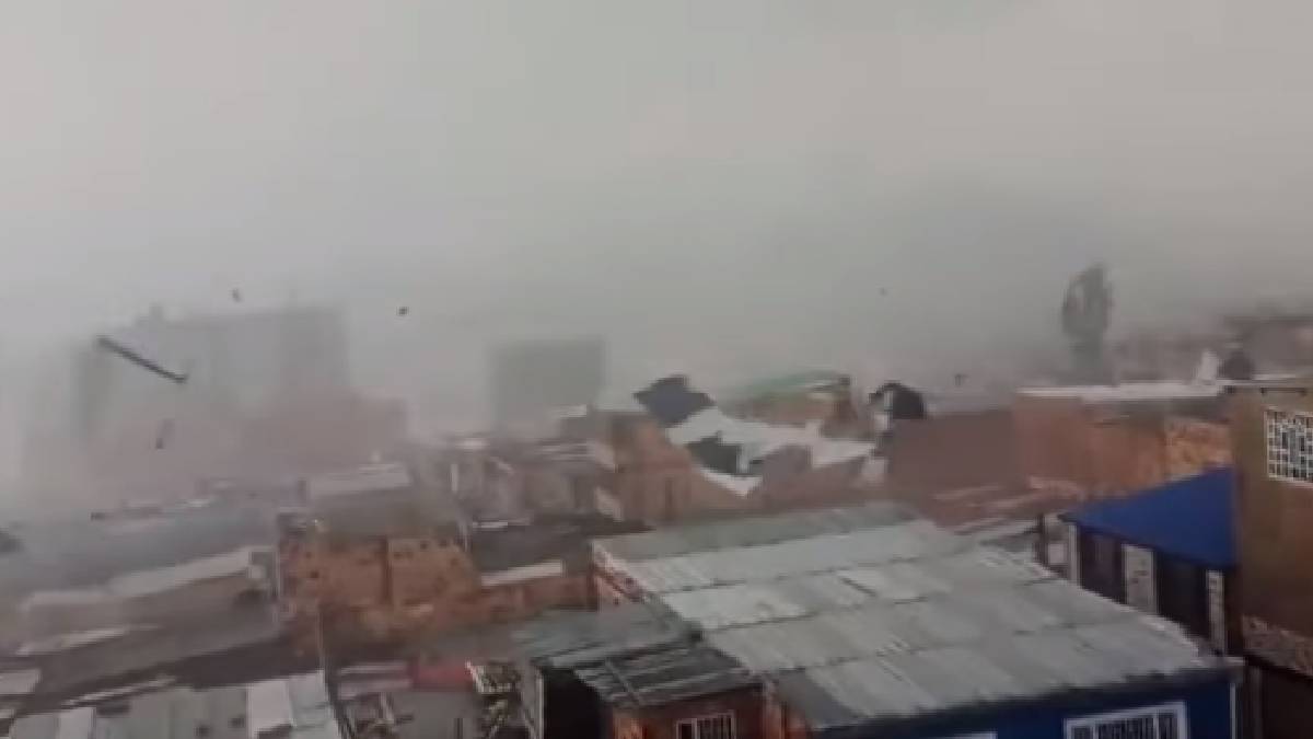 ¡A volar! Vientos arrancan techos de varias casas y una escuela en Colombia