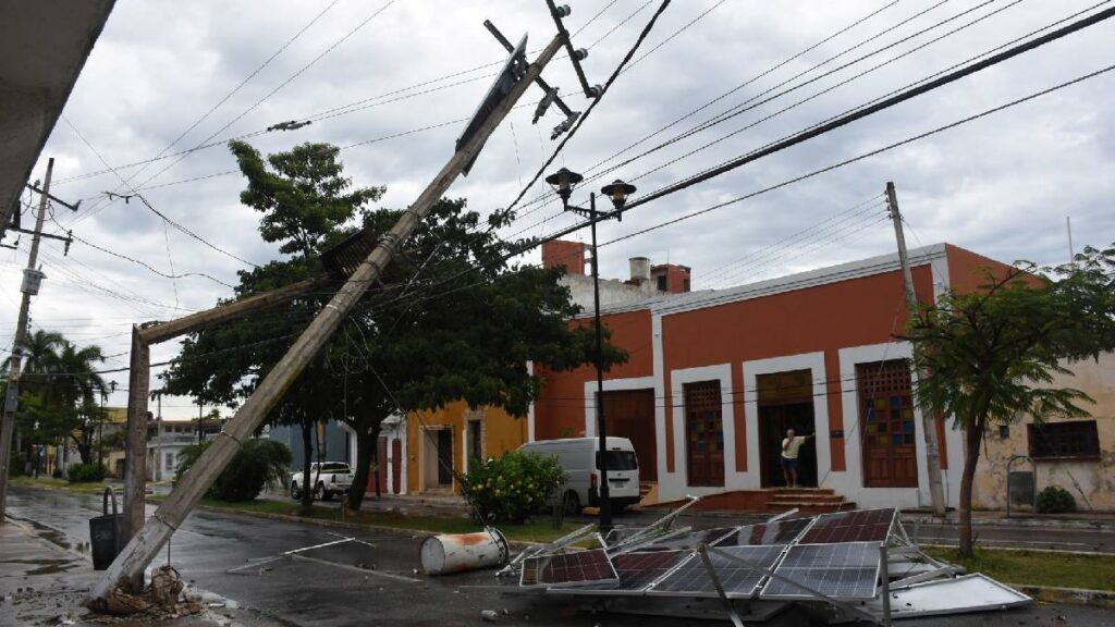 alerta-por-vientos-muy-fuertes-a-intensos-en-gran-parte-de-mexico-se-esperan-rachas-de-hasta-110-km-h