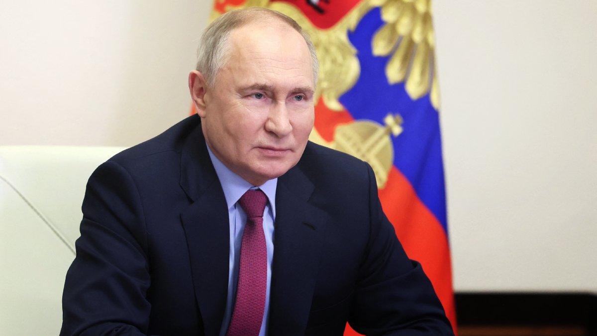 Vladimir Putin arrasó en elecciones presidenciales de Rusia; obtiene 87.97% de los votos