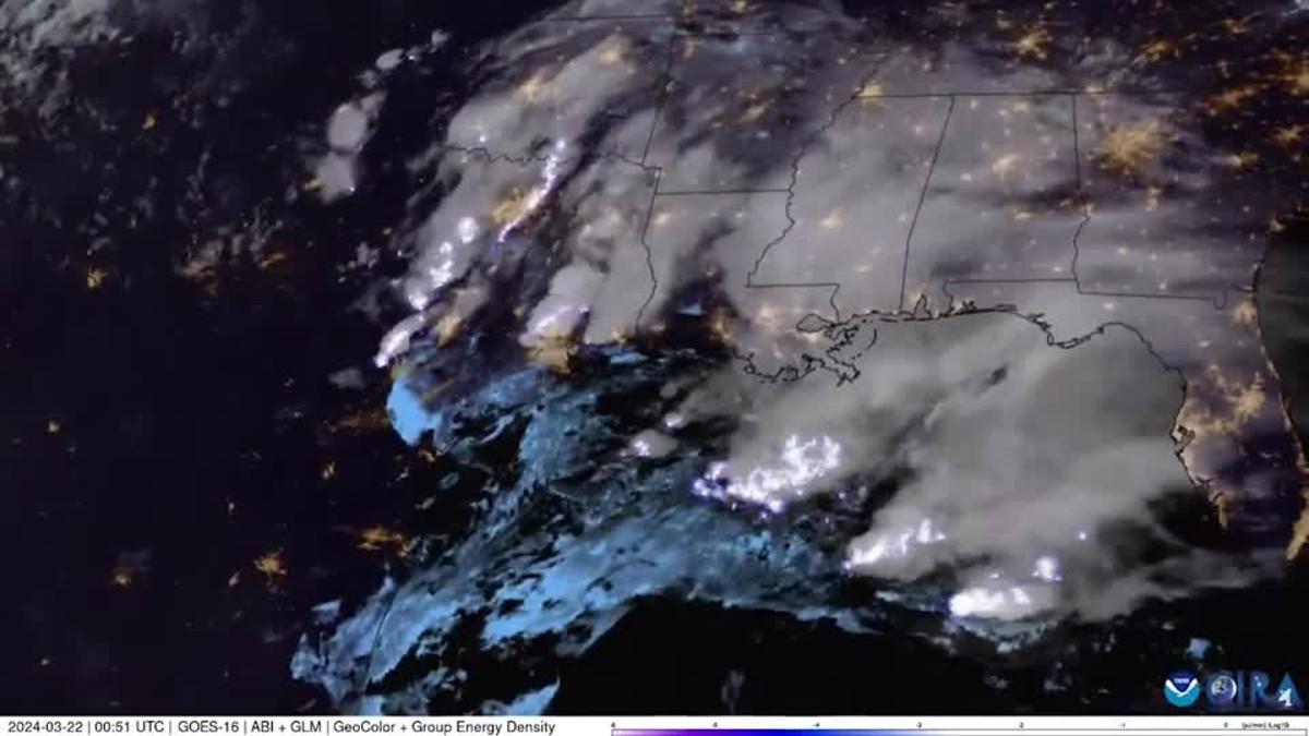 Así se ven las tormentas eléctricas en EU desde el espacio