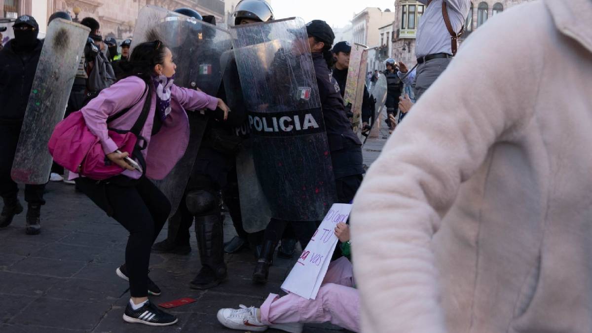 Rompe el silencio universitaria arrestada en manifestación por el 8M en Zacatecas