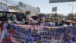 Presidentes de 27 municipios de Oaxaca piden a la CNTE la reanudación inmediata de clases y amenazan con contratar nuevo personal