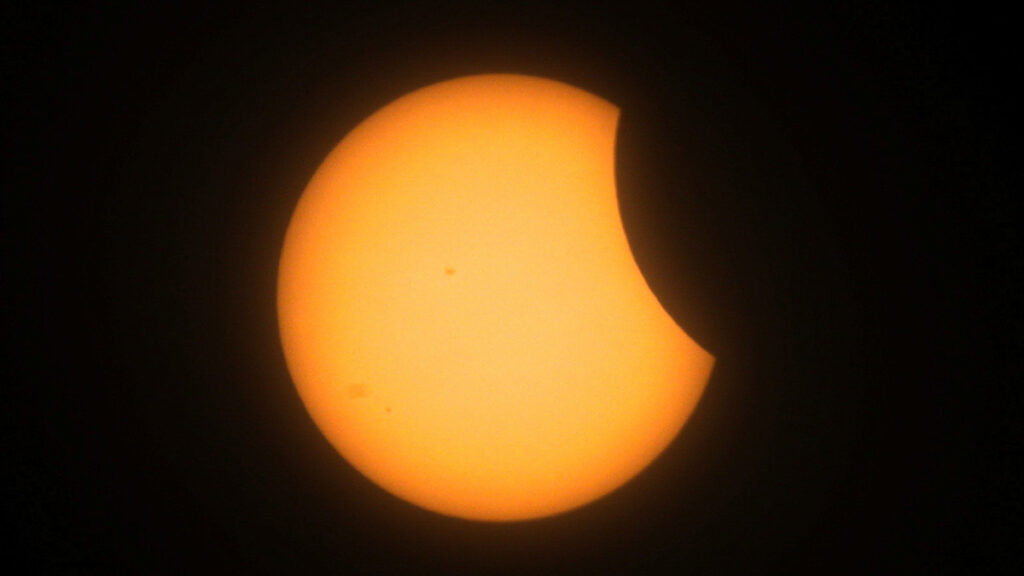 Primeras imágenes del eclipse total de sol 2024 desde Mazatlán, Sinaloa