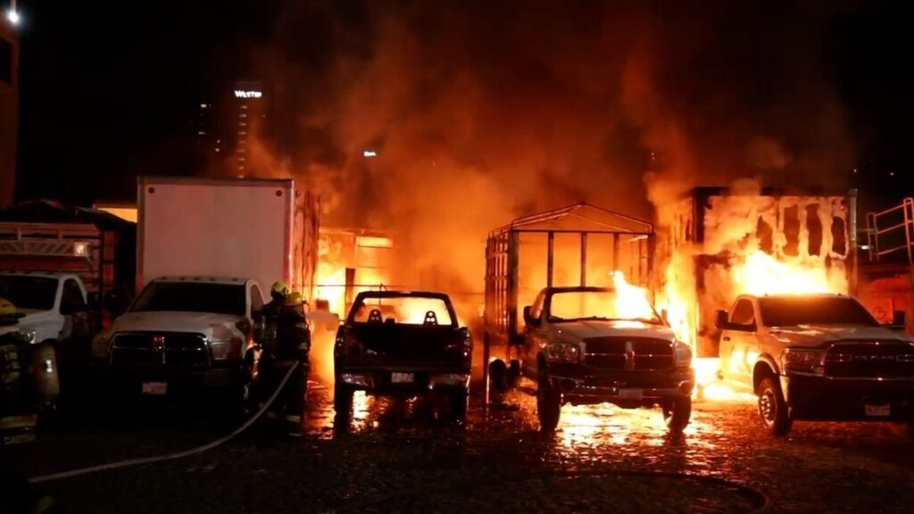 Jalisco: fuerte incendio en el Mercado de Abastos de Guadalajara