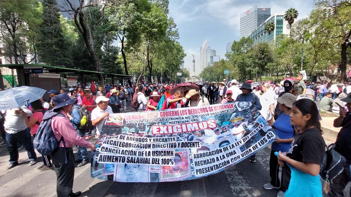 Marcha de la CNTE sobre Reforma provoca caos vial en la CDMX; también hay movilizaciones en Chiapas y Oaxaca