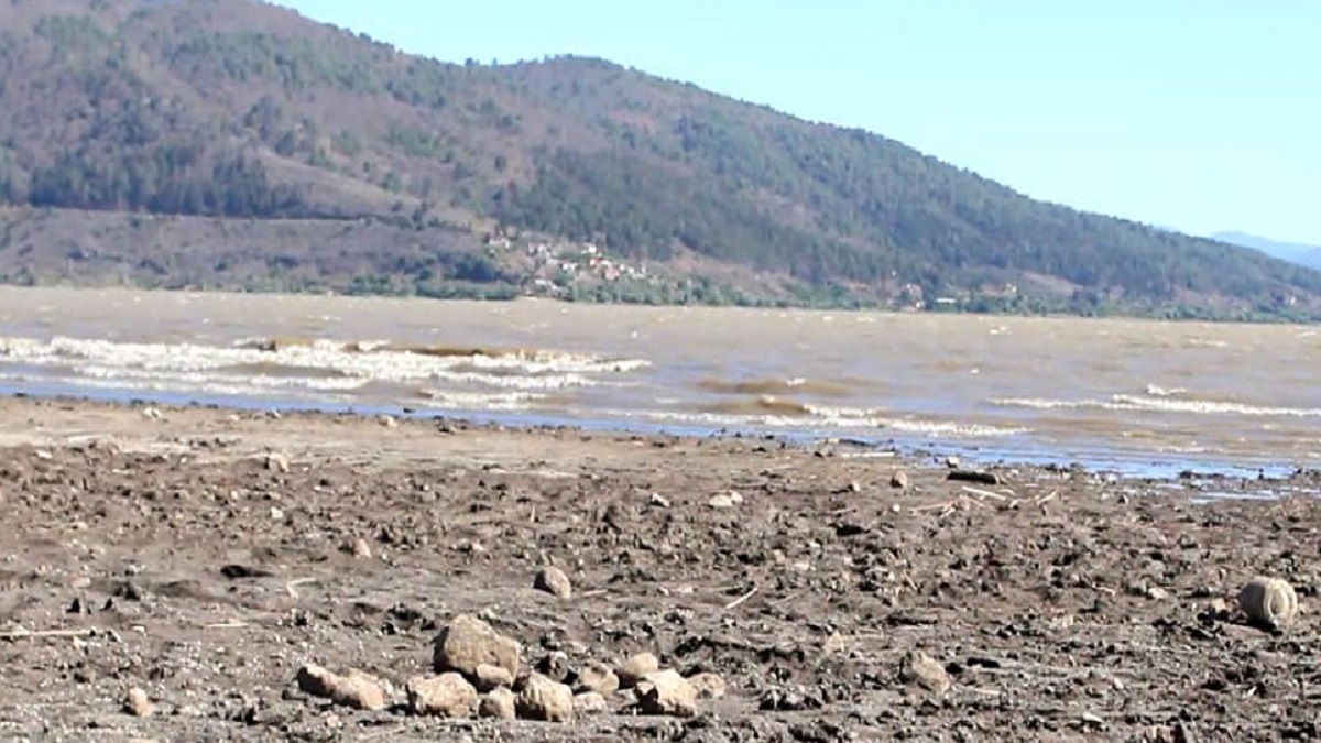 Detectan 6 puntos de huachicoleo de agua en el Lago de Pátzcuaro; inician operativos
