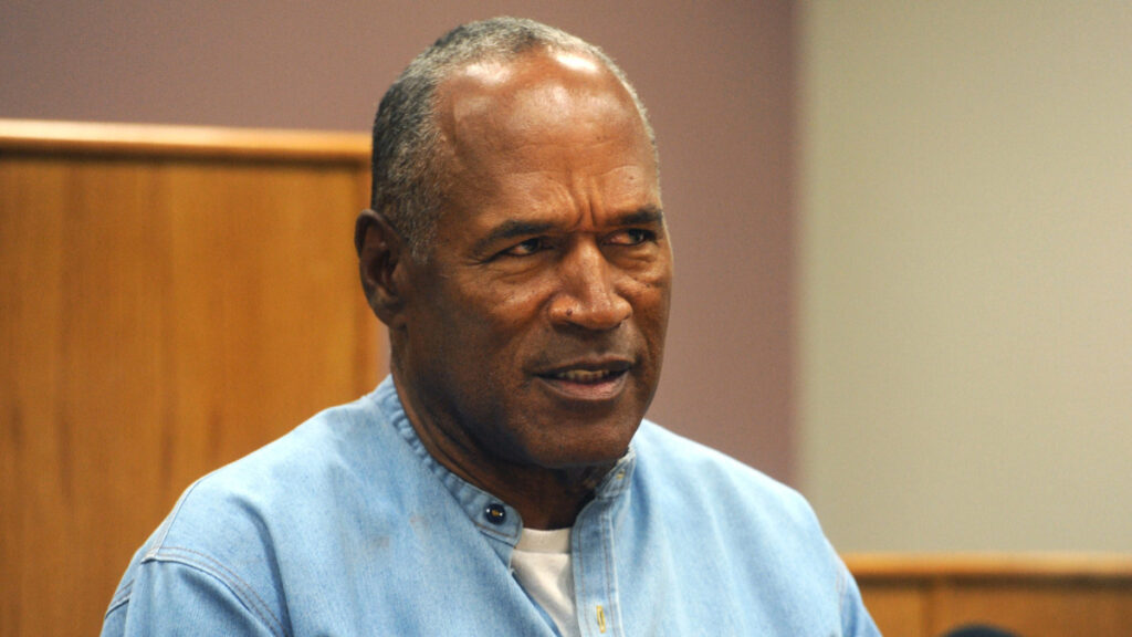 Muere O.J. Simpson, exjugador de la NFL acusado de asesinato, a los 76 años