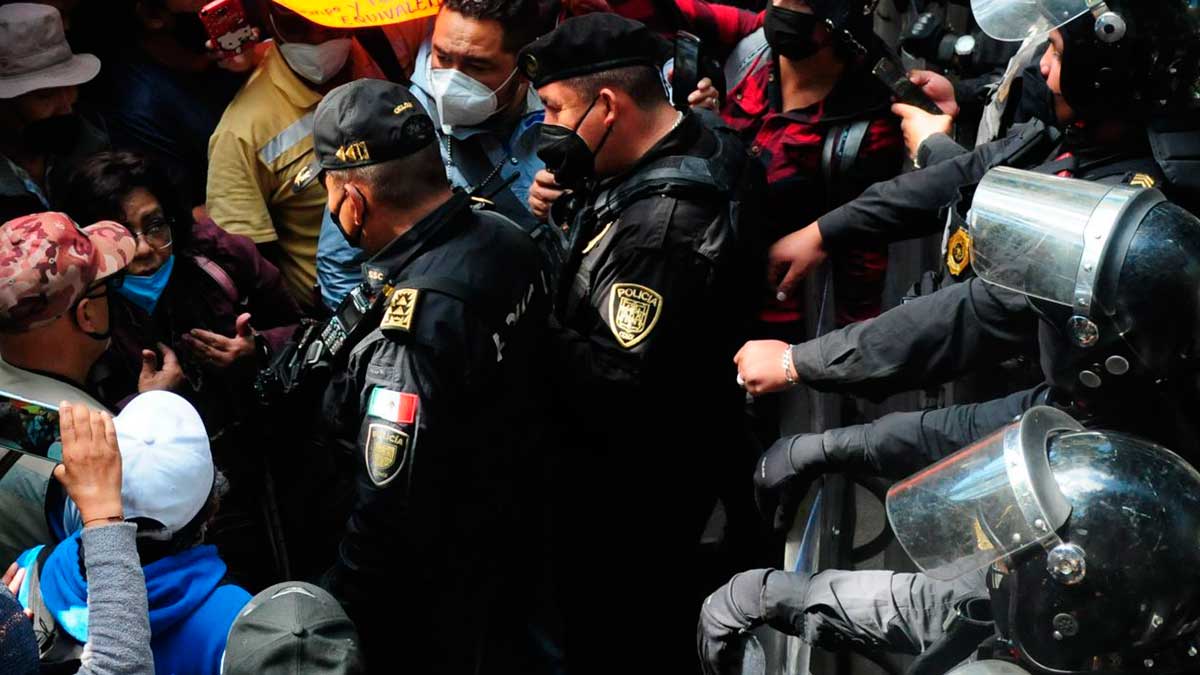 Operativo policial en Glorieta de los Insurgentes, un punto rojo en la CDMX; hay dos detenidos