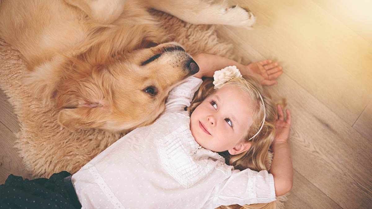Razas de perros recomendadas para niños con autismo y cómo mejoran su vida
