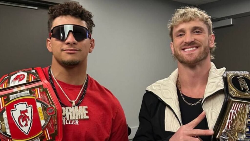 Patrick Mahomes sorprende en WWE y utiliza anillos de Super Bowl con su ...