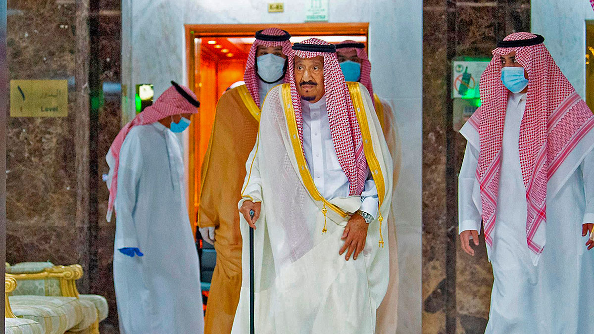 Rey de Arabia Saudita hospitalizado para “exámenes de rutina”
