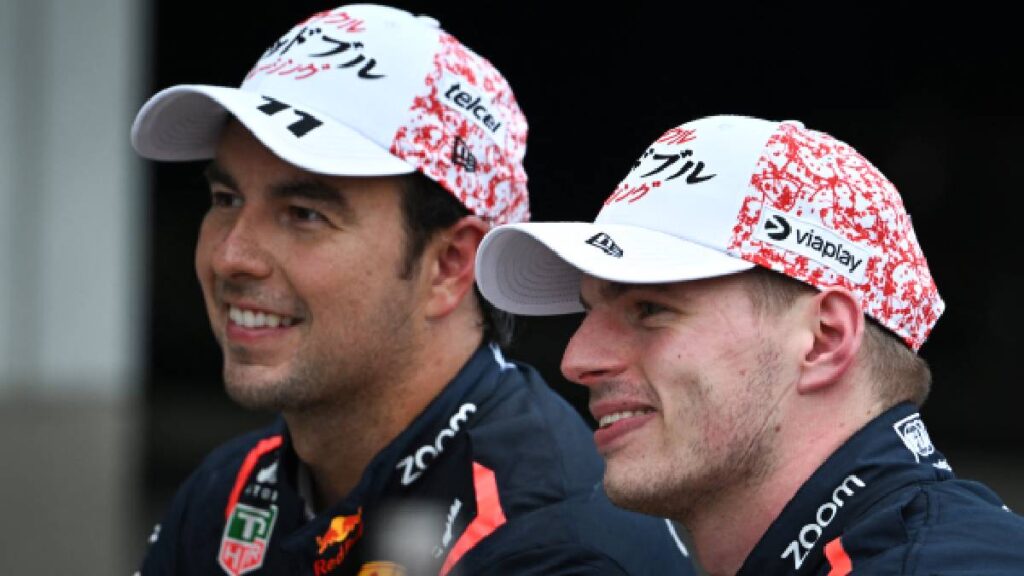 Sergio "Checo" Pérez y Max Verstappen en el GP de Japón