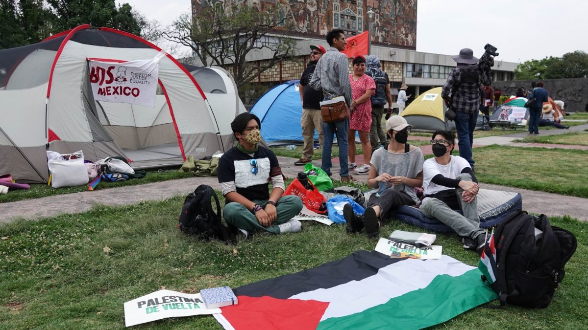 Se cumplen dos días de campamento de estudiantes pro Palestina en la UNAM