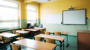 Educación básica pierde fuerza en México: menos alumnos en las aulas