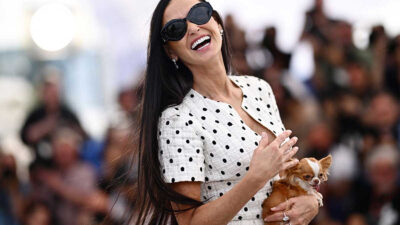 Demi Moore aparece en Cannes en compañía de su perro Pilaf