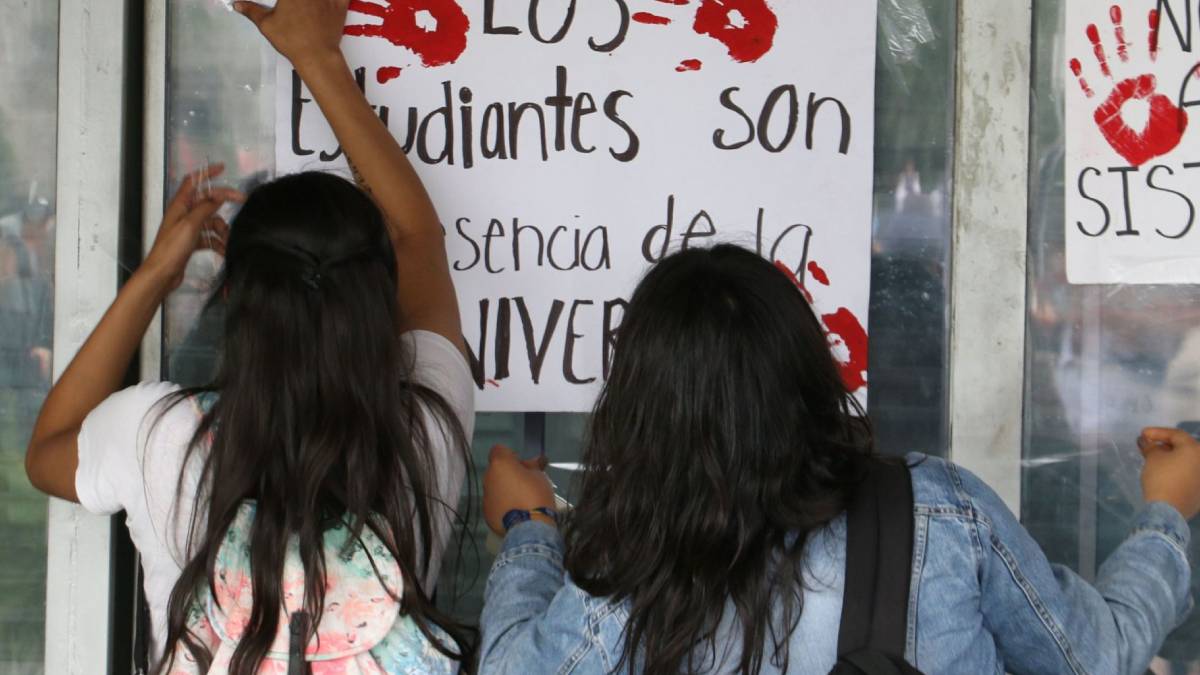 Llaman a manifestación pacífica de estudiantes en CCH Naucalpan