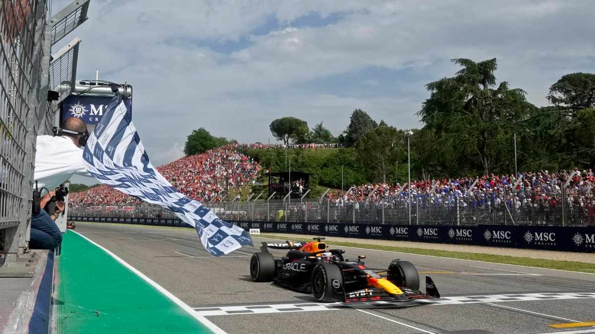 Max Verstappen Se Lleva El Triunfo En El Gran Premio De Emilia Romagna