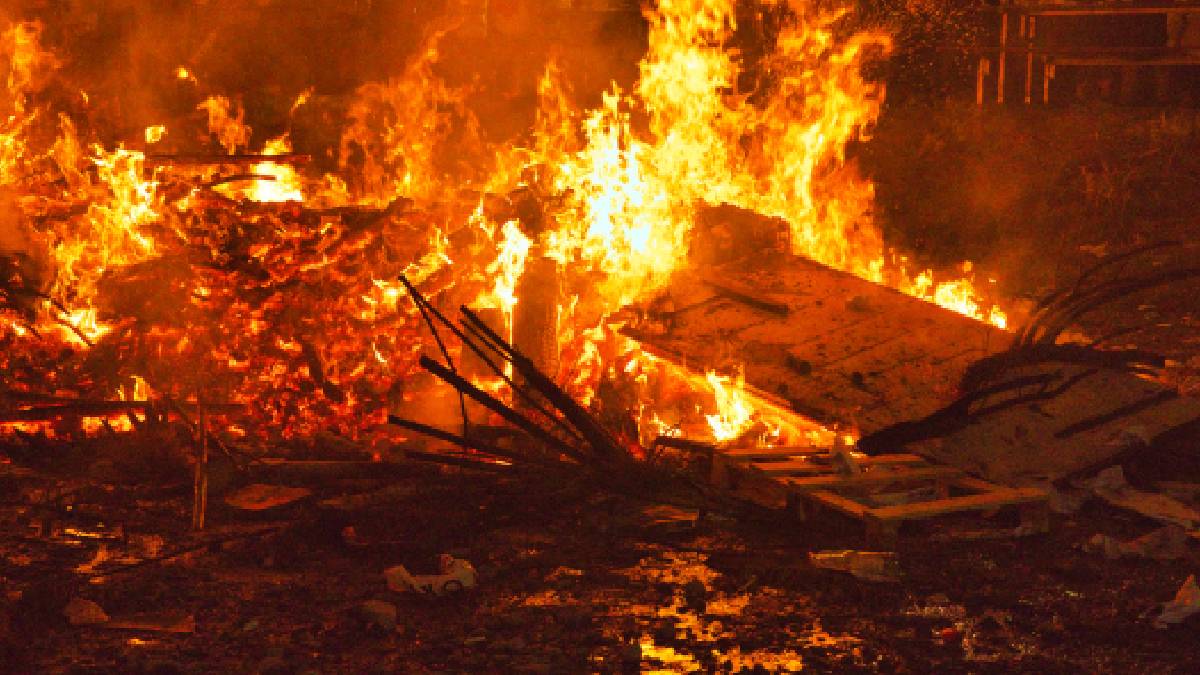 Sujetos incendian negocios en Coatzacoalcos; SSP afirmó que reforzará operativo