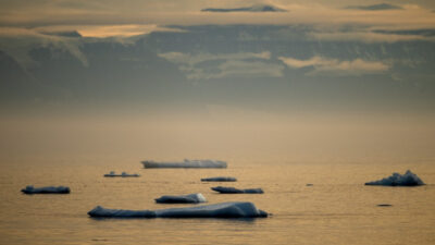 El Atlántico Norte se expone a una invasión de icebergs