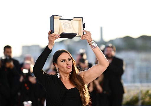 Karla Sofía Gascón, primera mujer trans que gana en Cannes