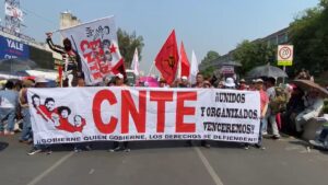 Sección 22 de la CNTE paraliza Oaxaca
