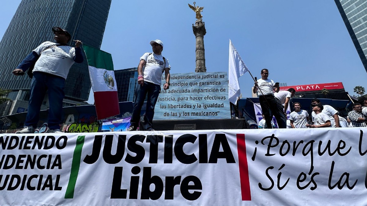 Trabajadores del  Poder Judicial protestan; dicen no a la elección de jueces