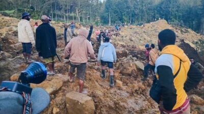 Papúa Nueva Guinea estima 2 mil personas desaparecidas en deslizamiento de tierra