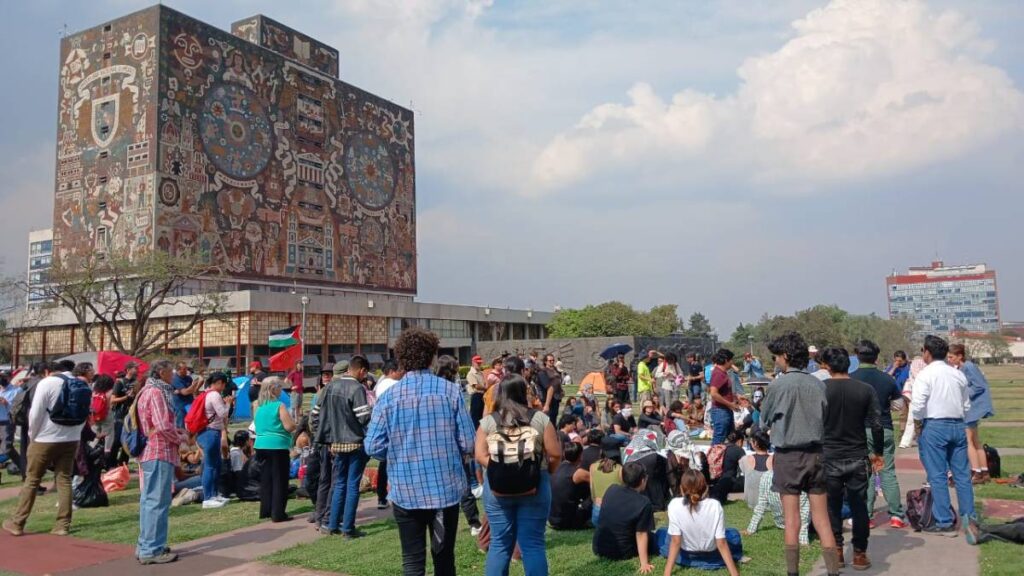 estudiantes-de-la-unam-instalan-campamento-en-cu-en-apoyo-a-palestina