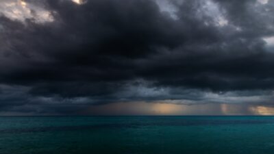 Temporada de Ciclones tropicales: Nubes de tormenta sobre Bahamas