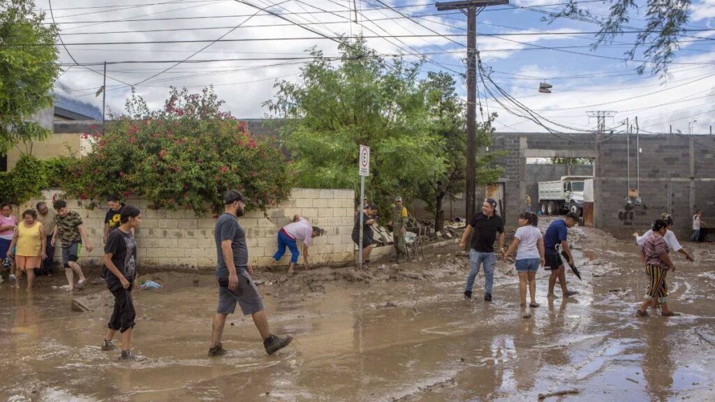 Afectador por paso de depresión tropical en Nuevo León