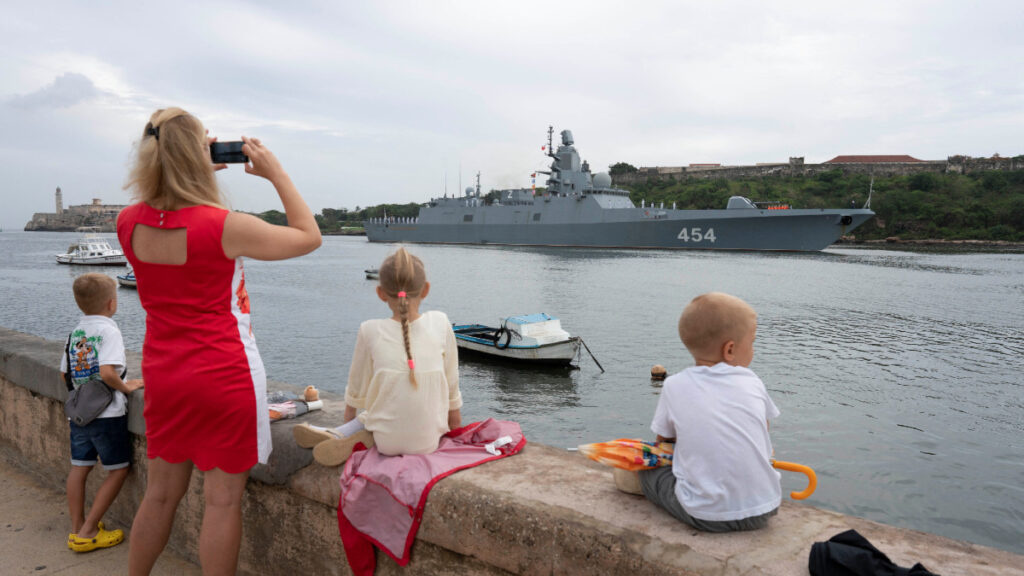 fragata rusa Almirante Gorshkov