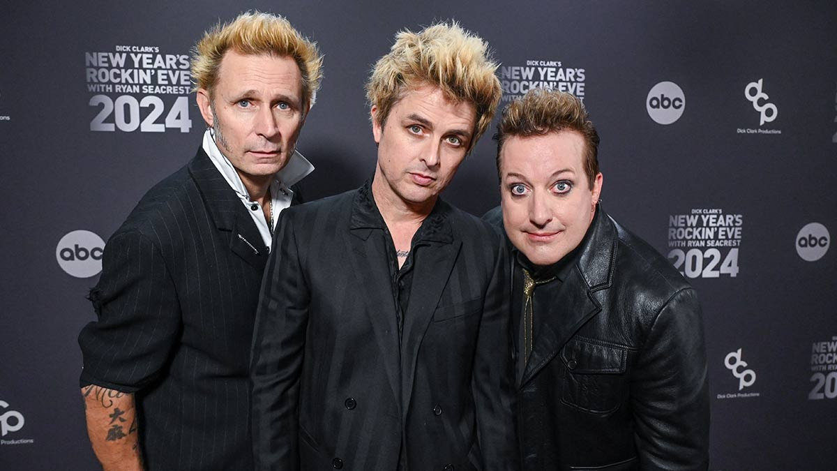 Fundador del Corona Capital revela que Green Day pidió cachorritos en su camerino