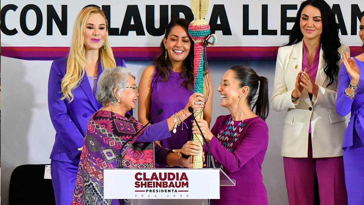Claudia Sheinbaum recibe “Bastón de las Mujeres”