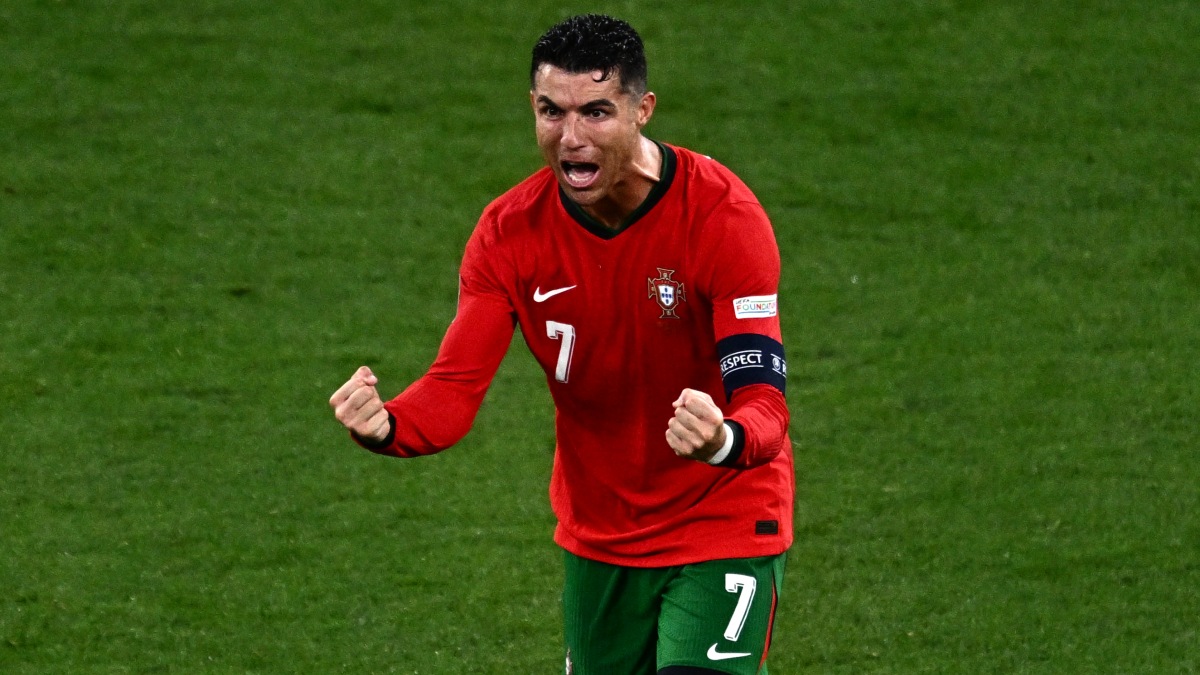 Portugal gana de manera dramática a Chequia, Cristiano Ronaldo hace historia