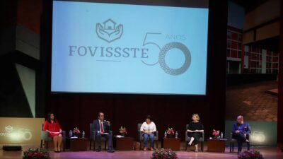 Fovissste celebra 50 años con un libro que relata su historia e impacto en la vivienda social mexicana