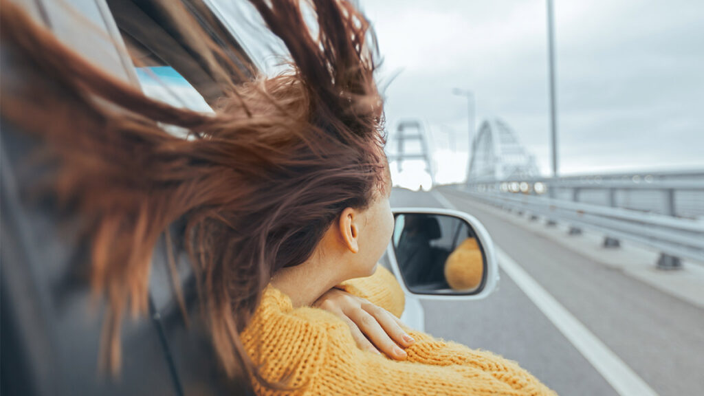 Movilidad: consejos para conducir tu auto con viento fuerte
