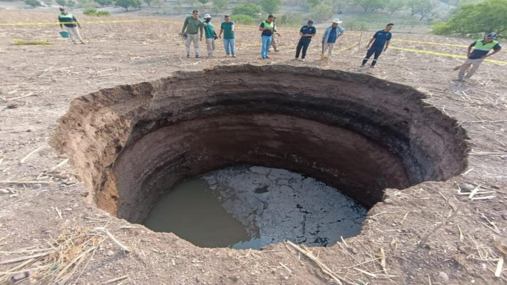 Socavon En Tlapa De Comonfort