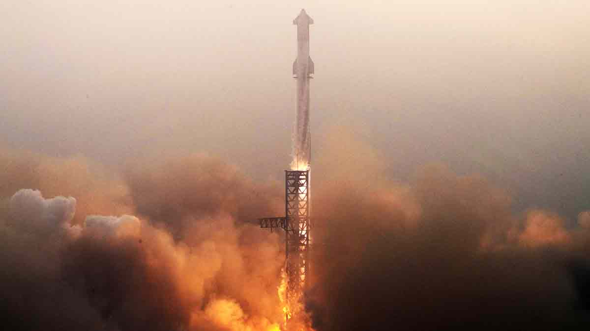 El cohete Starship de SpaceX logra despegar y amerizar con éxito: video