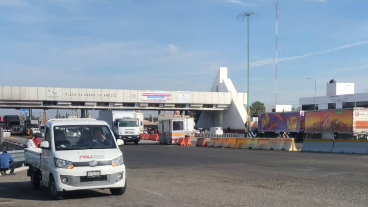 Transportistas liberan carreteras en Texcoco, Edomex
