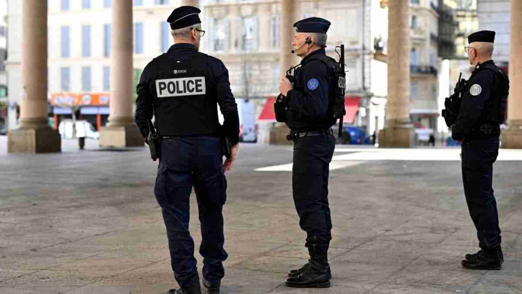 Ataque con cuchillo en París, Francia, a días de Juegos Olímpicos